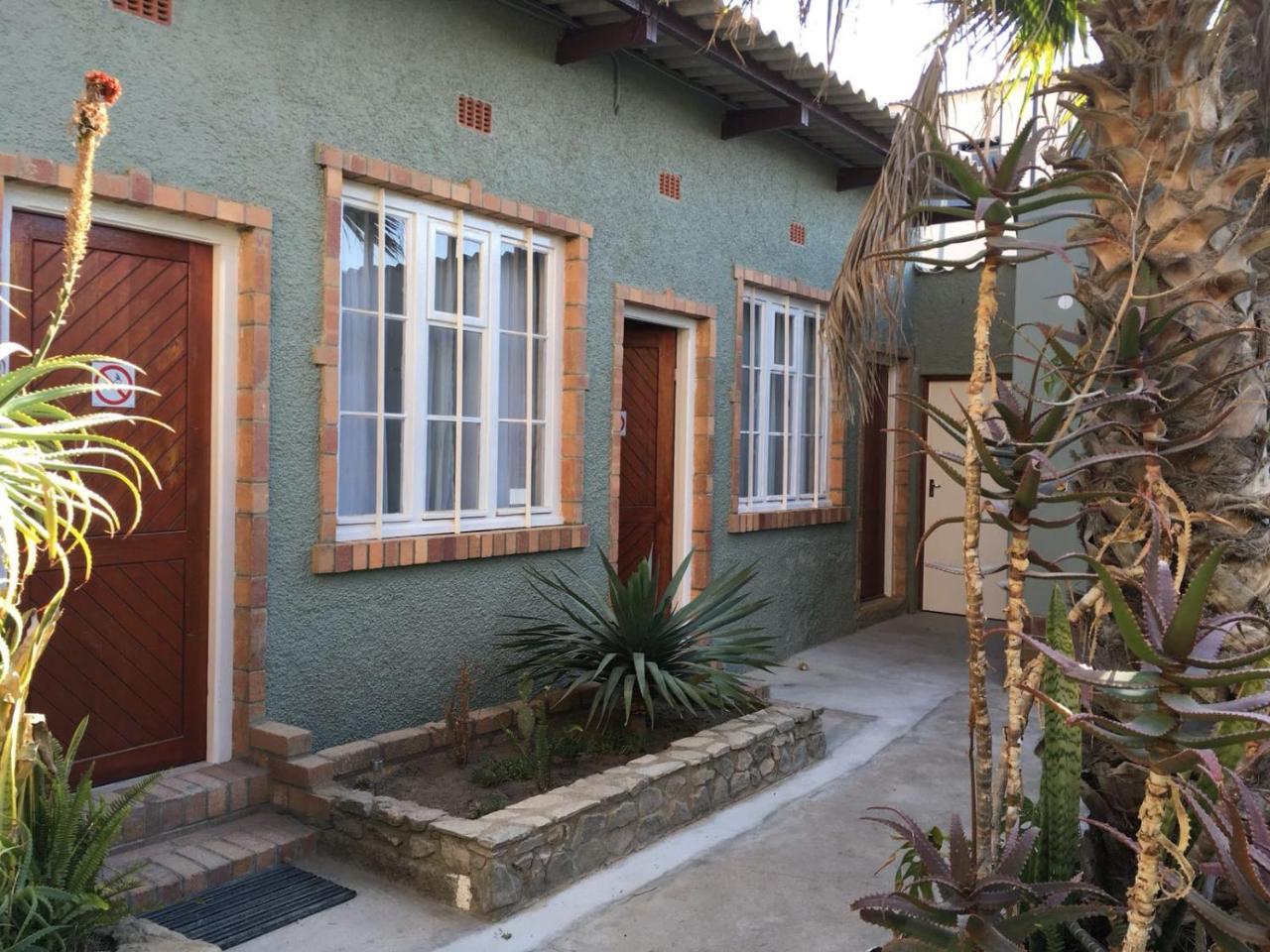 Tranquility Self Catering Ξενοδοχείο Lüderitz Εξωτερικό φωτογραφία