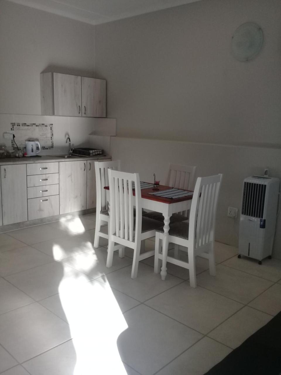 Tranquility Self Catering Ξενοδοχείο Lüderitz Εξωτερικό φωτογραφία