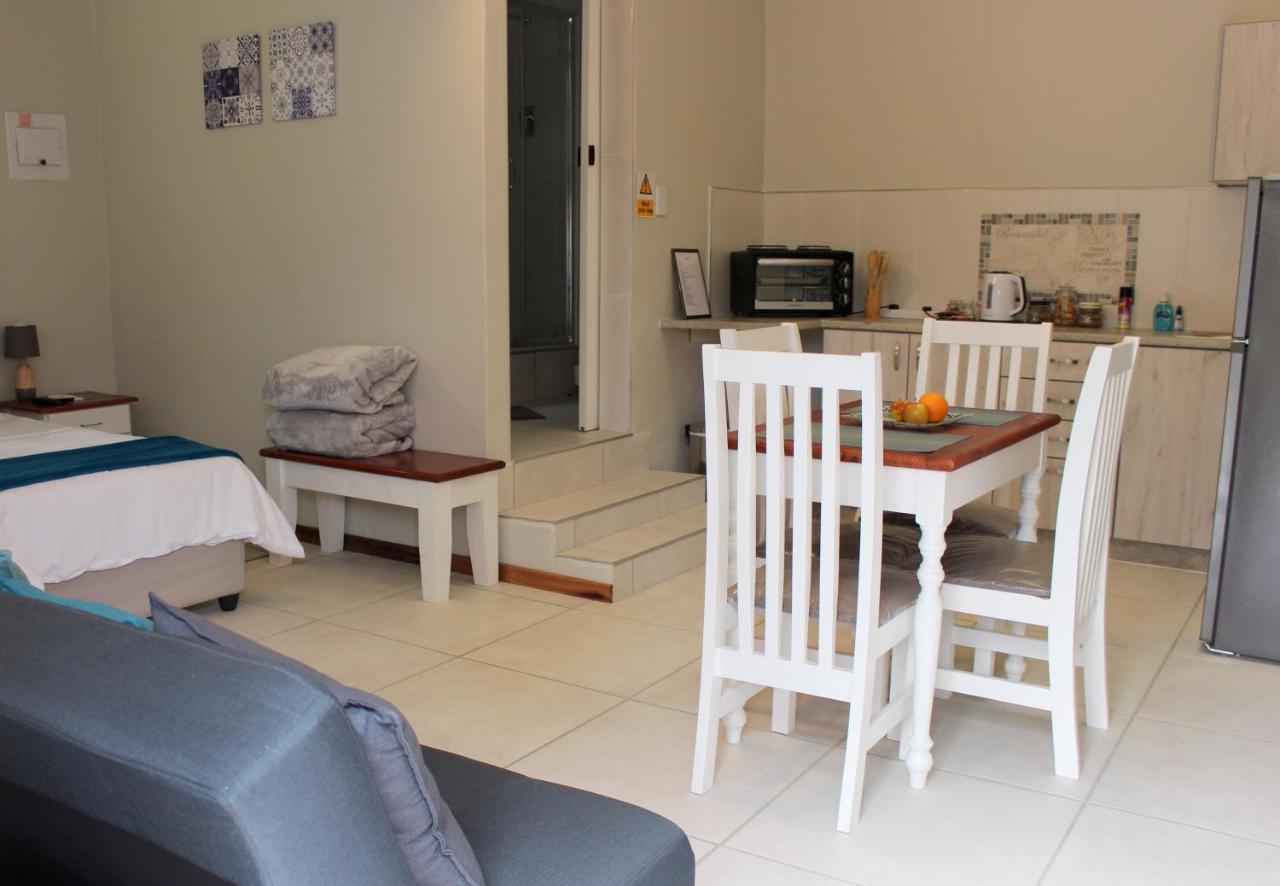 Tranquility Self Catering Ξενοδοχείο Lüderitz Εξωτερικό φωτογραφία
