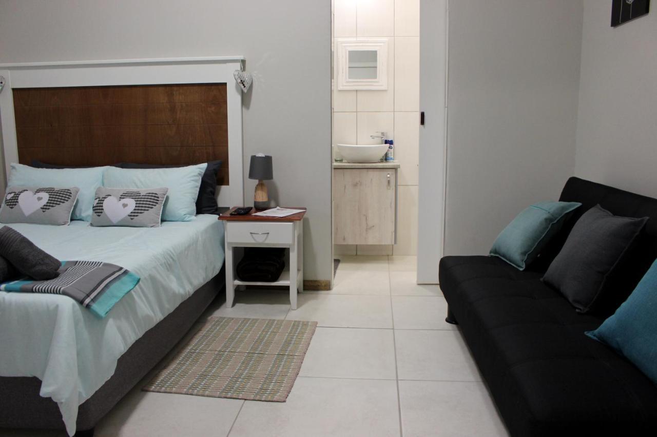 Tranquility Self Catering Ξενοδοχείο Lüderitz Εξωτερικό φωτογραφία